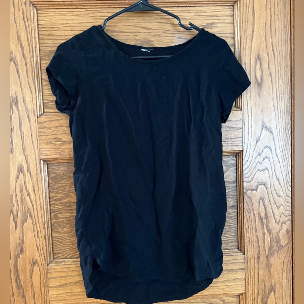 Black basic t-shirt